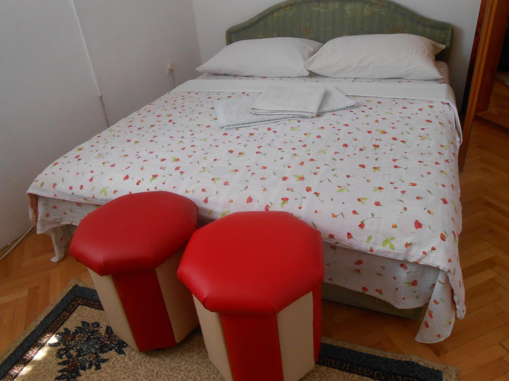 Apartments & Hostel Zdrava Hrana Mostar Room photo