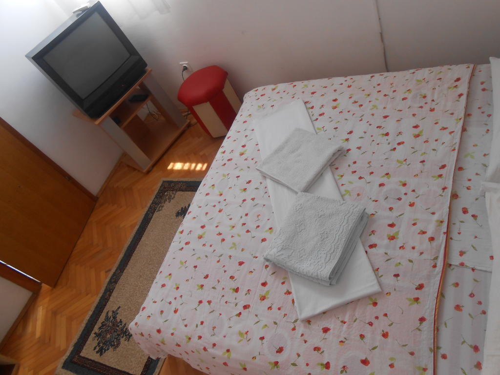 Apartments & Hostel Zdrava Hrana Mostar Exterior photo