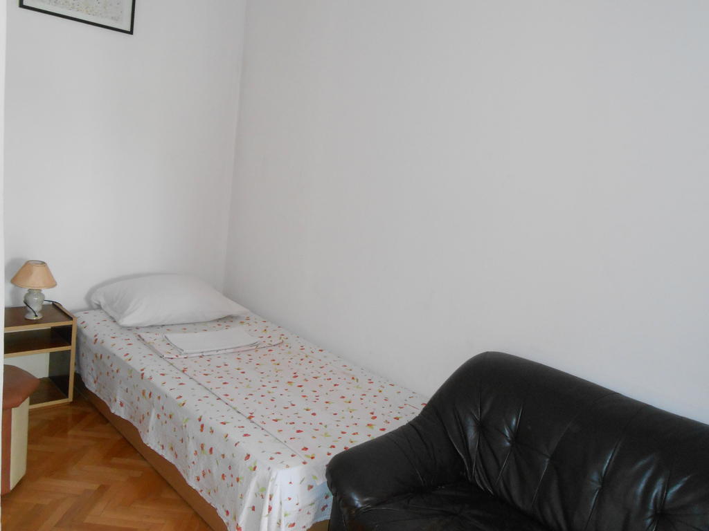 Apartments & Hostel Zdrava Hrana Mostar Room photo