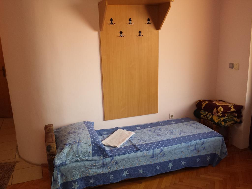 Apartments & Hostel Zdrava Hrana Mostar Room photo