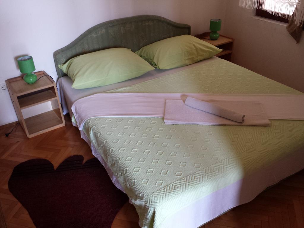 Apartments & Hostel Zdrava Hrana Mostar Room photo