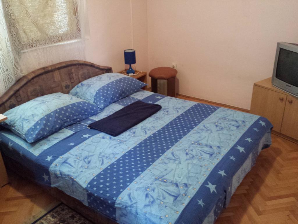 Apartments & Hostel Zdrava Hrana Mostar Room photo